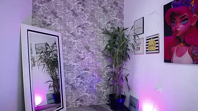 valery-rivas online show from December 17, 12:44 pm