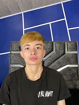 Snapshot of nico_18x chatting on February 8, 7:49 pm nico 18x online show from February 8, 7:49 pm