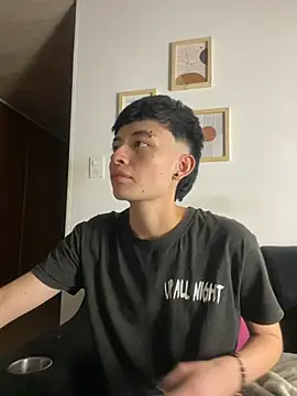 Snapshot of nico_18x chatting on February 14, 11:42 pm nico 18x online show from February 14, 11:42 pm