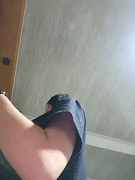 Snapshot of nico_18x chatting on February 21, 2:17 am nico 18x online show from February 21, 2:17 am