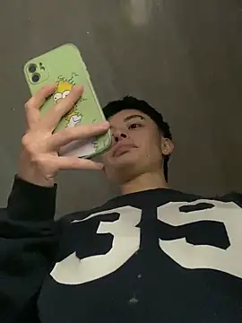 Snapshot of nico_18x chatting on March 8, 12:22 am nico 18x online show from March 8, 12:22 am