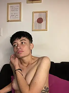 Snapshot of nico_18x chatting on March 10, 6:01 pm nico 18x online show from March 10, 6:01 pm