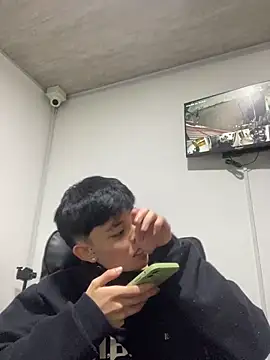 Snapshot of nico_18x chatting on March 15, 2:14 am nico 18x online show from March 15, 2:14 am