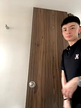 Snapshot of nico_18x chatting on October 3, 7:44 pm nico 18x online show from October 3, 7:44 pm