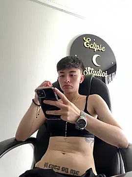 Snapshot of nico_18x chatting on November 12, 3:23 pm nico 18x online show from November 12, 3:23 pm