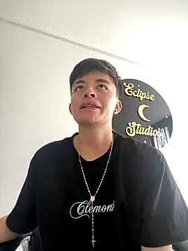 Snapshot of nico_18x chatting on November 18, 2:21 pm nico 18x online show from November 18, 2:21 pm