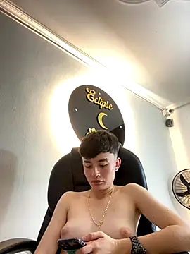 Snapshot of nico_18x chatting on December 2, 4:51 am nico 18x online show from December 2, 4:51 am