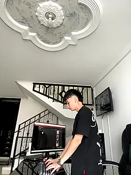 Snapshot of nico_18x chatting on December 5, 5:53 pm nico 18x online show from December 5, 5:53 pm