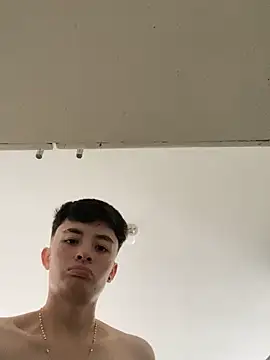 Snapshot of nico_18x chatting on December 13, 7:53 pm nico 18x online show from December 13, 7:53 pm