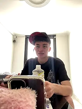 nico 18x online show from December 22, 7:00 pm