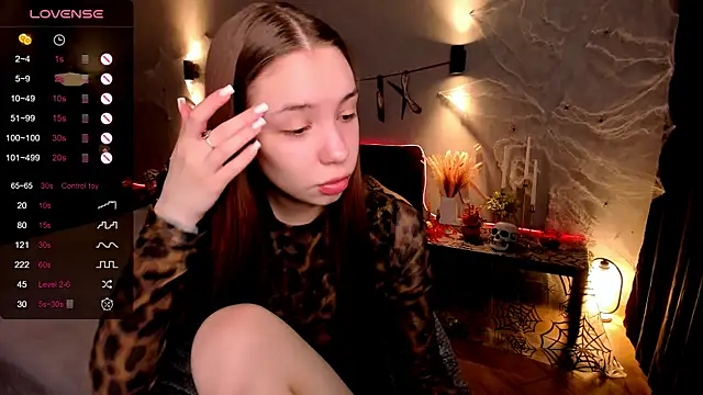 Snapshot of MilliBrown_ chatting on November 1, 6:26 am MilliBrown  online show from November 1, 6:26 am