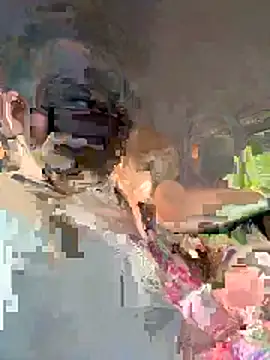 Snapshot of pimange34 chatting on November 20, 9:31 am pimange34 online show from November 20, 9:31 am