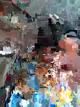 Snapshot of Hoty_girl_143 chatting on September 30, 9:03 am Hoty girl 143 online show from September 30, 9:03 am