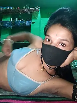 Snapshot of Hoty_girl_143 chatting on October 7, 1:36 am Hoty girl 143 online show from October 7, 1:36 am