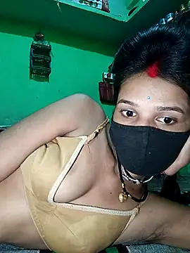 Snapshot of Hoty_girl_143 chatting on October 14, 5:52 am Hoty girl 143 online show from October 14, 5:52 am