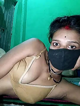 Snapshot of Hoty_girl_143 chatting on November 12, 4:57 am Hoty girl 143 online show from November 12, 4:57 am