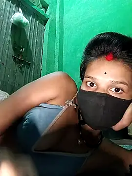 Snapshot of Hoty_girl_143 chatting on November 24, 12:05 pm Hoty girl 143 online show from November 24, 12:05 pm