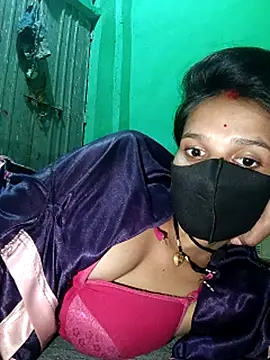 Snapshot of Hoty_girl_143 chatting on December 5, 1:20 pm Hoty girl 143 online show from December 5, 1:20 pm