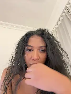 IamCrystal2 online show from May 15, 10:50 pm