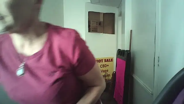 Snapshot of jadegilf1 chatting on March 27, 9:58 pm jadegilf1 online show from March 27, 9:58 pm