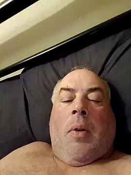 Snapshot of thank1973 chatting on September 17, 1:24 pm thank1973 online show from September 17, 1:24 pm