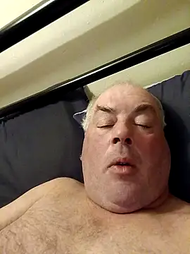 Snapshot of thank1973 chatting on September 30, 7:08 pm thank1973 online show from September 30, 7:08 pm