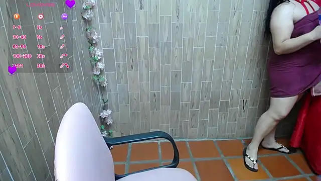 solyeria online show from October 3, 11:57 pm