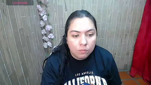 solyeria online show from June 8, 12:36 am