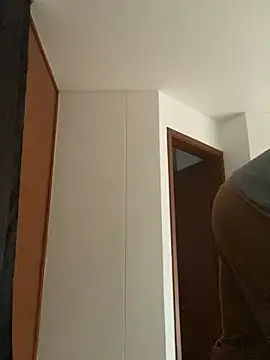 Snapshot of jimmykein_1 chatting on February 23, 2:04 pm jimmykein 1 online show from February 23, 2:04 pm