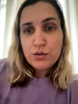 Snapshot of Bia_sexynovaes chatting on November 18, 5:17 pm Bia sexynovaes online show from November 18, 5:17 pm