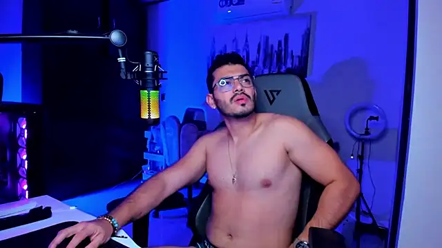 BrunoD31 online show from January 19, 4:27 am