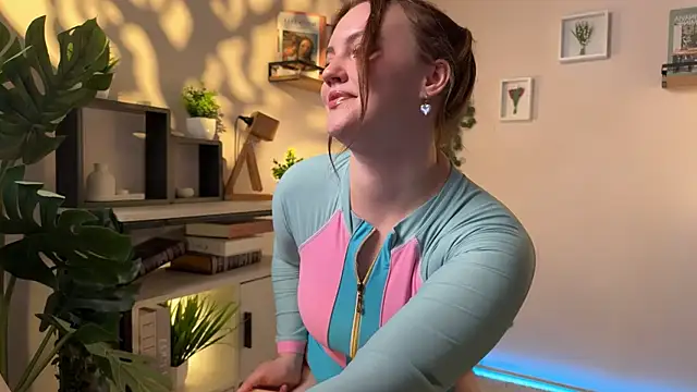 Lella Ryann  online show from October 1, 7:58 am