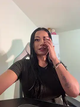 missycanoo online show from June 17, 1:52 am
