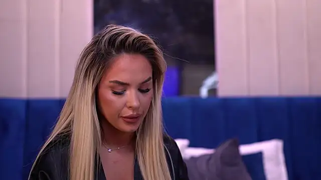 SelenaFrost online show from January 25, 9:15 am