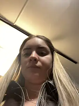 imlindapink online show from July 11, 2:53 pm