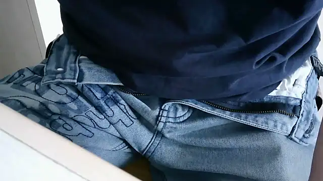 XiaoGuoGuo284512 online show from November 25, 5:29 am