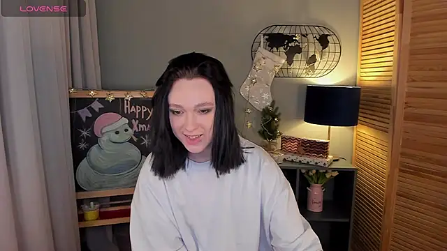 fiamoory online show from December 16, 7:37 am