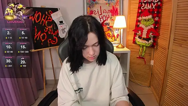 fiamoory online show from January 3, 4:22 am