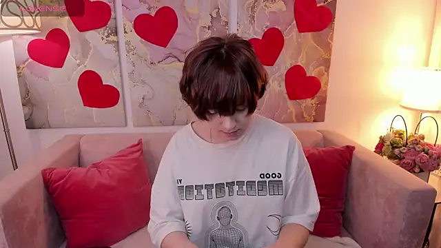 fiamoory online show from February 17, 7:37 am