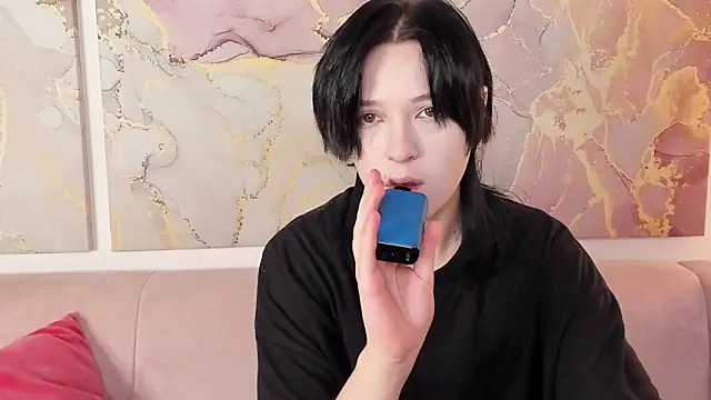 fiamoory online show from September 26, 7:45 am