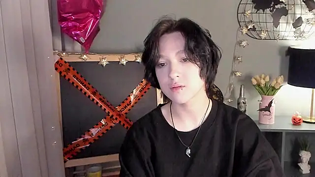 fiamoory online show from October 28, 8:29 am