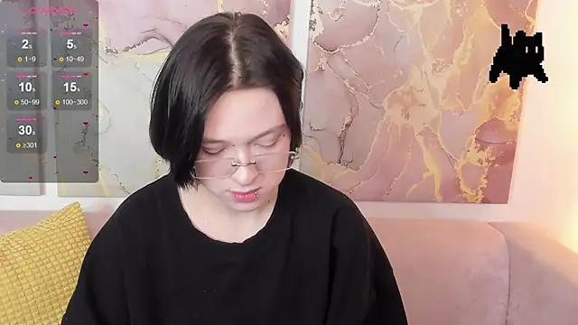 fiamoory online show from February 28, 2:45 am