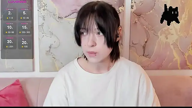 fiamoory online show from March 29, 8:03 am