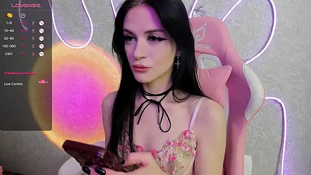Molly Crystall online show from July 25, 3:37 am