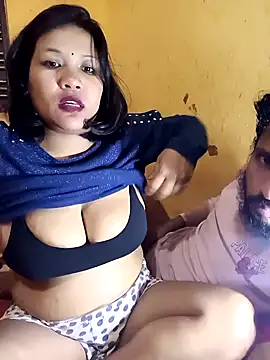 Snapshot of Radhikadavi879 chatting on January 11, 5:07 pm Radhikadavi879 online show from January 11, 5:07 pm