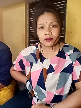 Snapshot of Radhikadavi879 chatting on January 21, 2:48 pm Radhikadavi879 online show from January 21, 2:48 pm