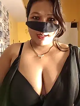 Snapshot of Radhikadavi879 chatting on September 11, 7:25 pm Radhikadavi879 online show from September 11, 7:25 pm