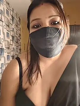 Snapshot of Radhikadavi879 chatting on October 8, 4:04 pm Radhikadavi879 online show from October 8, 4:04 pm