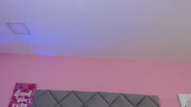 SaraSchmitt online show from February 8, 7:16 pm