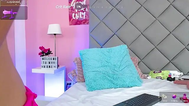 SaraSchmitt online show from February 27, 1:38 am